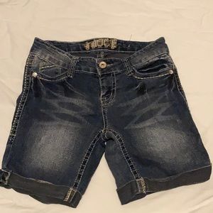 Truce Jean shorts size 5